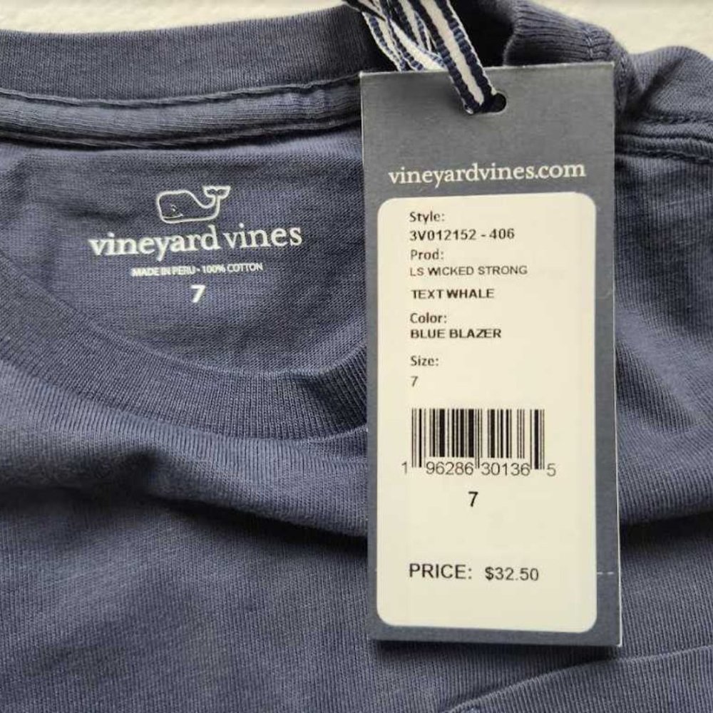 New boys  Vineyard Vines 2021 Boston Marathon wicked strong long sleeve tee - Picture 3 of 6